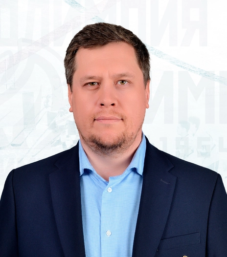 Максим Дмитриевич Медовиков